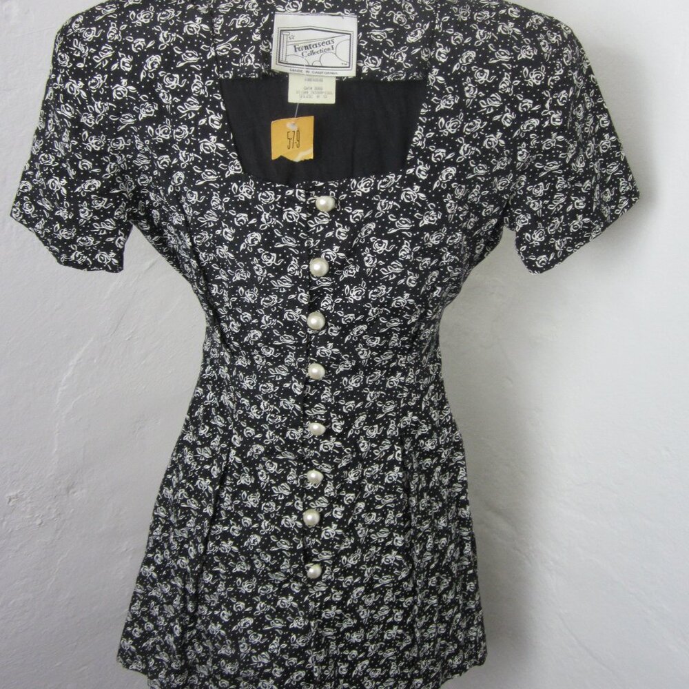 90s Vintage Women 0 Fantaseas Collection I Black Floral Romper Shorts NWT